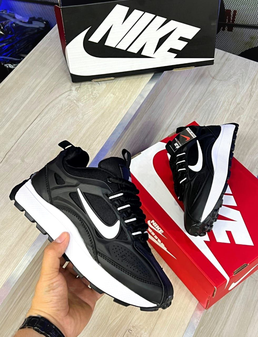 NIKE BAILLEILI NEGRO DAMA & HOMBRE